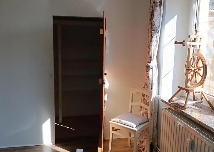 Roter Milan 아파트 *